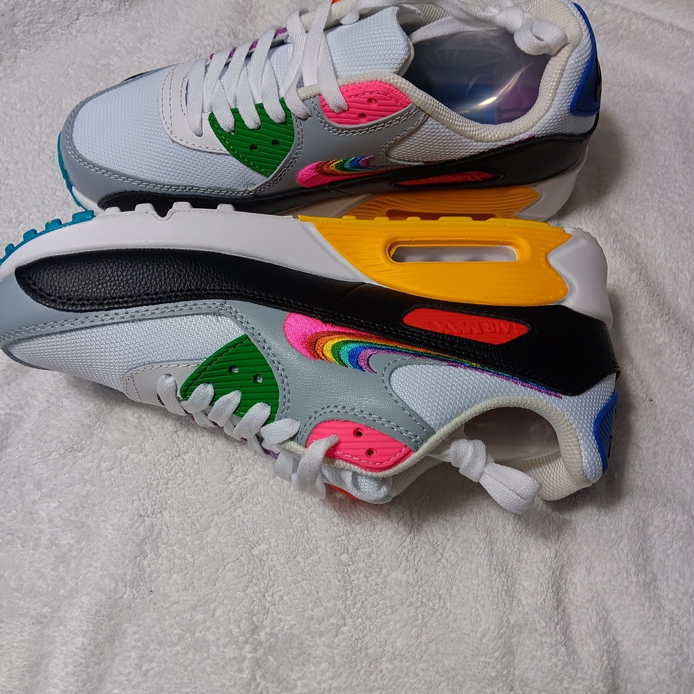 New Nike Air Max Rainbow Accent White Black Sneakers NEW - Picture 3 of 7